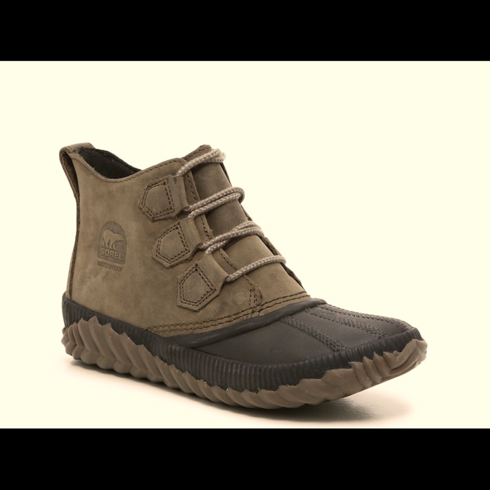 Sorel Out and About Duck Boot-size 8
